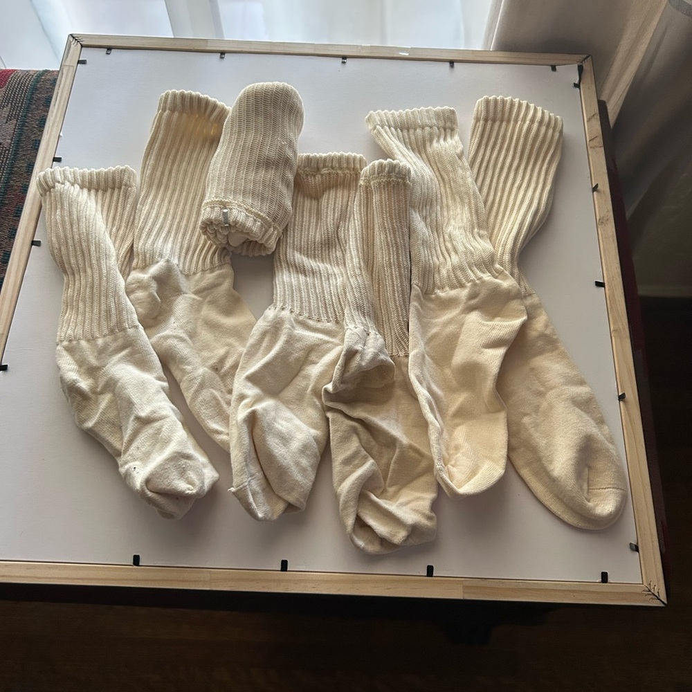 Cream Ribbed Socks Set - Picture 3 of 3